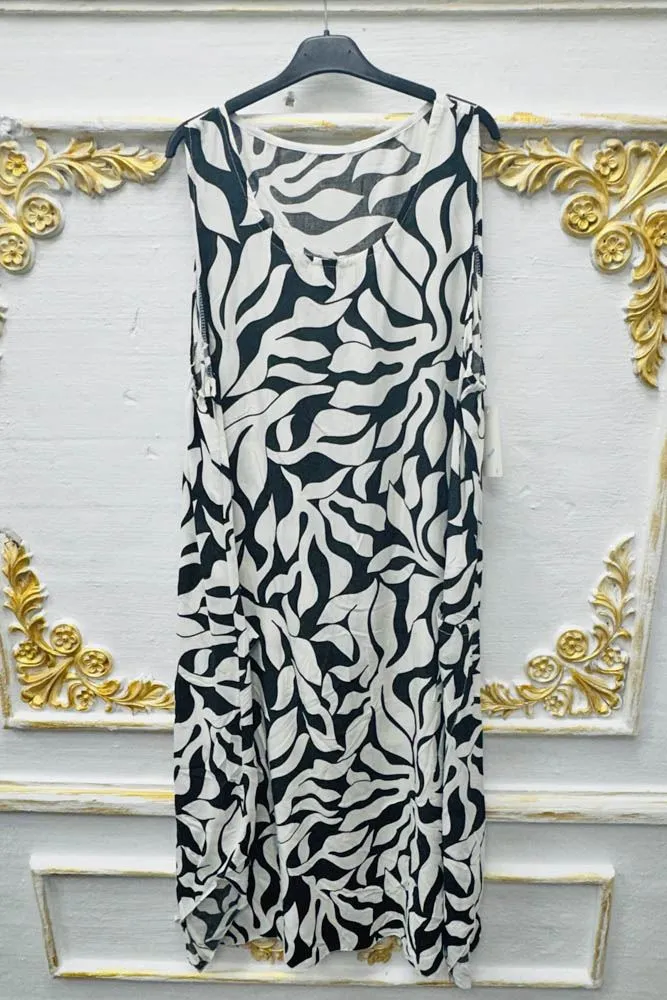 Abstract Print Pockets Dress