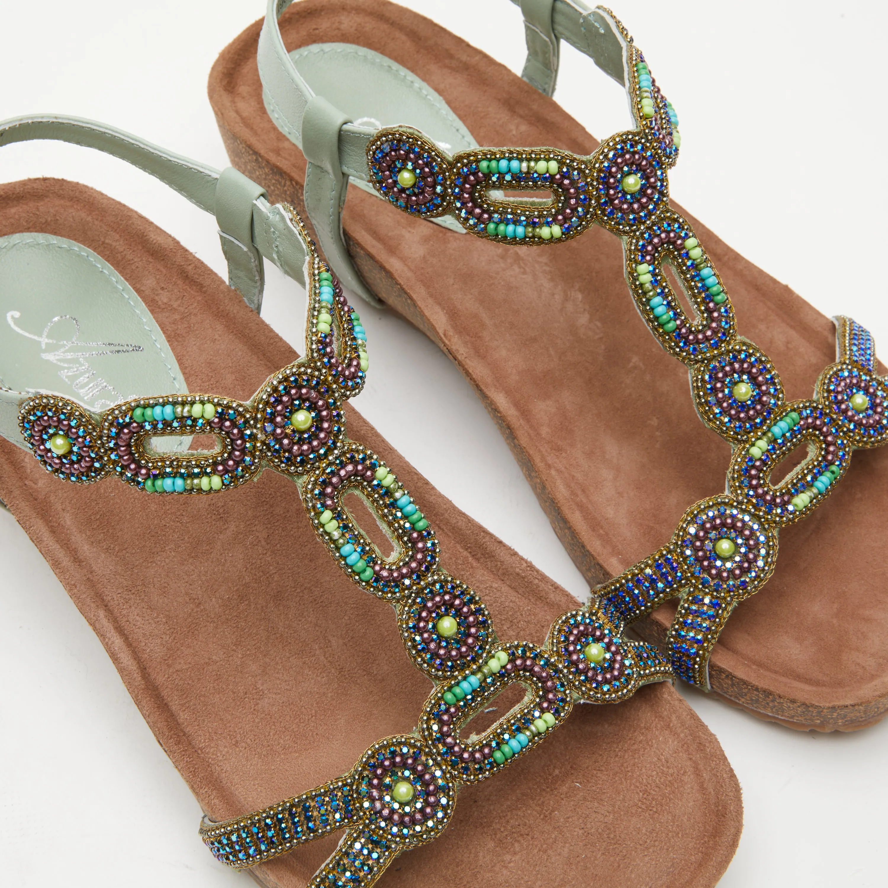 AZURA STUNNIN T-STRAP SANDALS