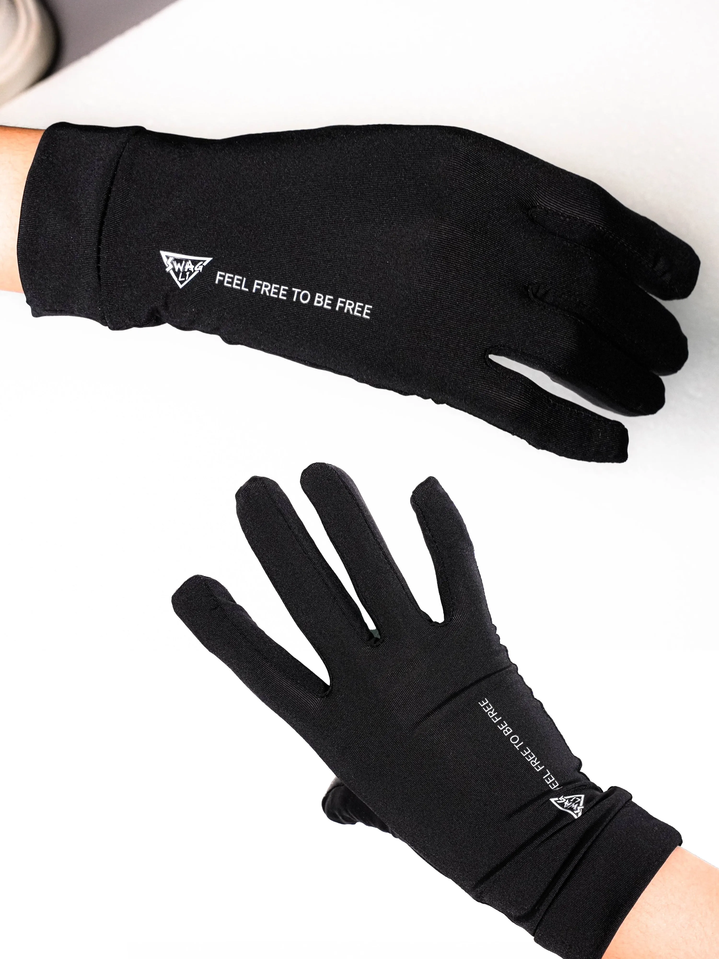 SWAGLI Touchscreen Snow Gloves Liner