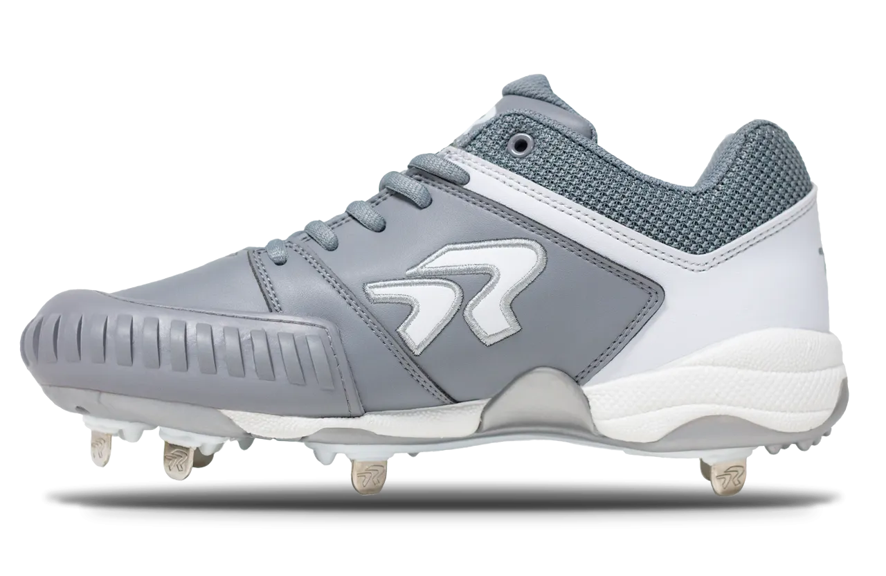 Women's Flite Metal Softball Cleats with Pitching Toe