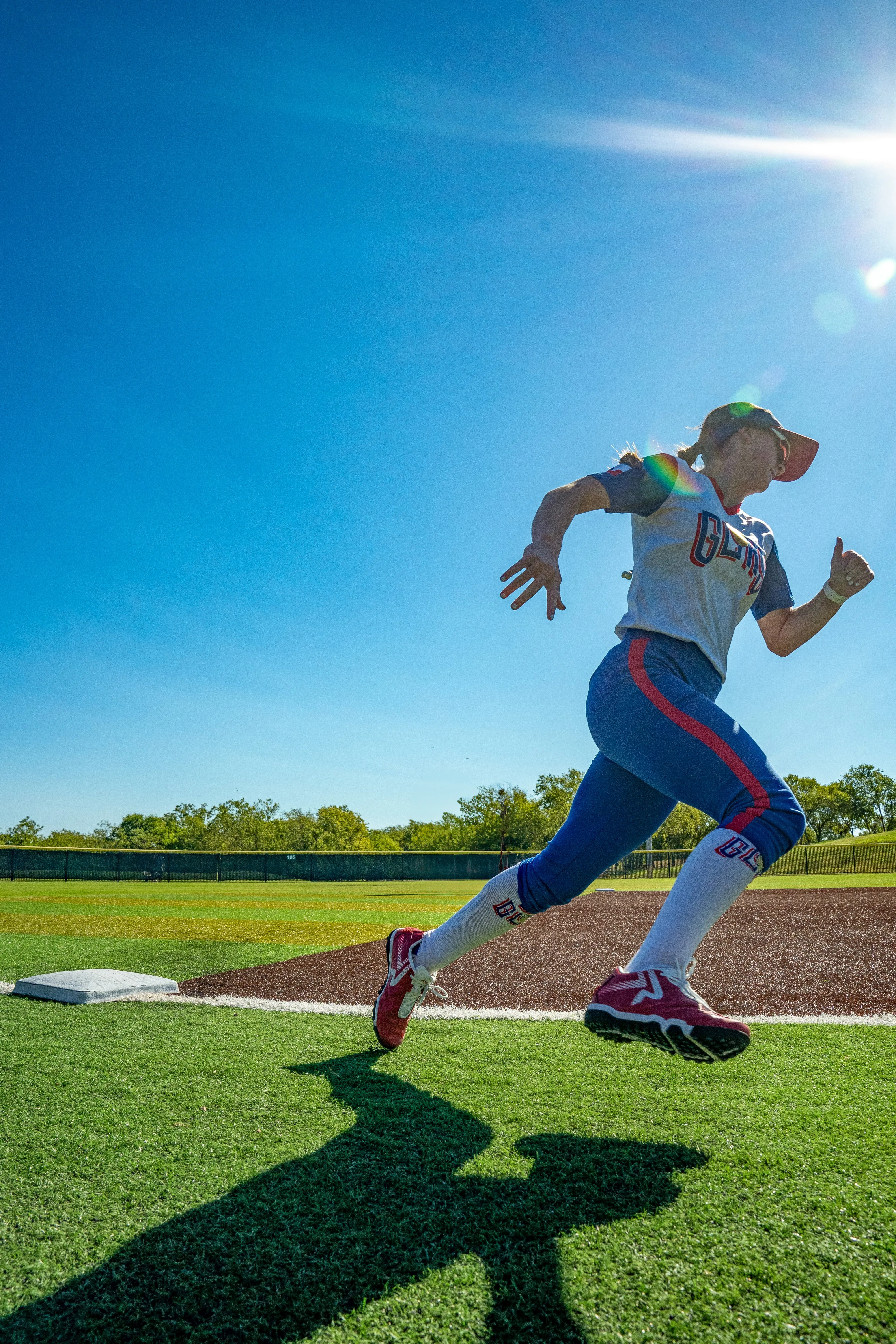 Women's SwiftStep Ringor Pro Turf Softball Shoes